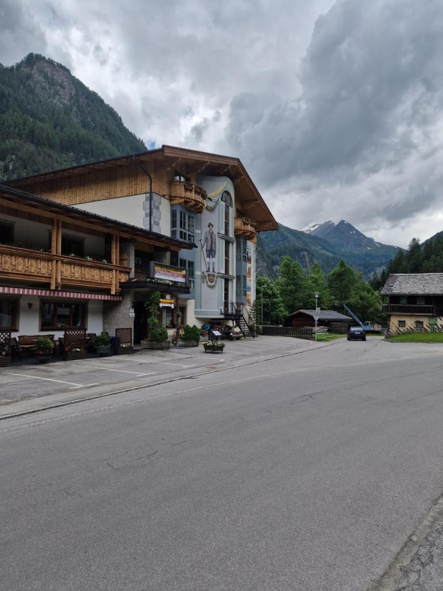 Hotel Kaerntnerhof Heiligenblut Exterior foto